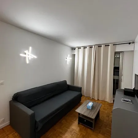 Cozy - Eiffel Tower * Paris